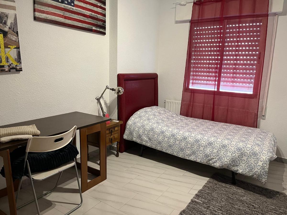 Ferienwohnung New York Alcalá de Henares Exterior foto